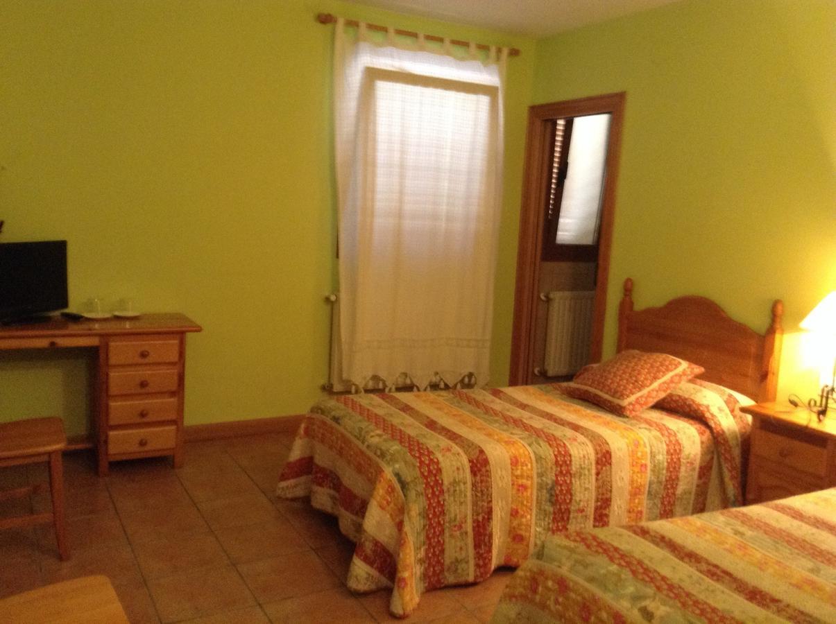 Hostal Camino Del Perdon Uterga 외부 사진